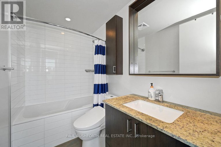 28386159/813-7-marquette-avenue/vanier/ottawa/ontario/K1L8A7_12
