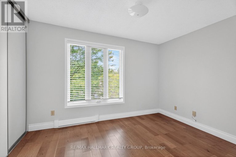 29360556/b-6746-jeanne-darc-boulevard-n/convent-glen-north/ottawa/ontario/K1C6E9_34