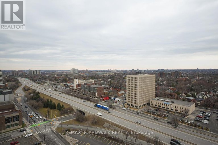 29585554/1709-203-catherine-street/ottawa-centre/ottawa/ontario/K2P1J5_17