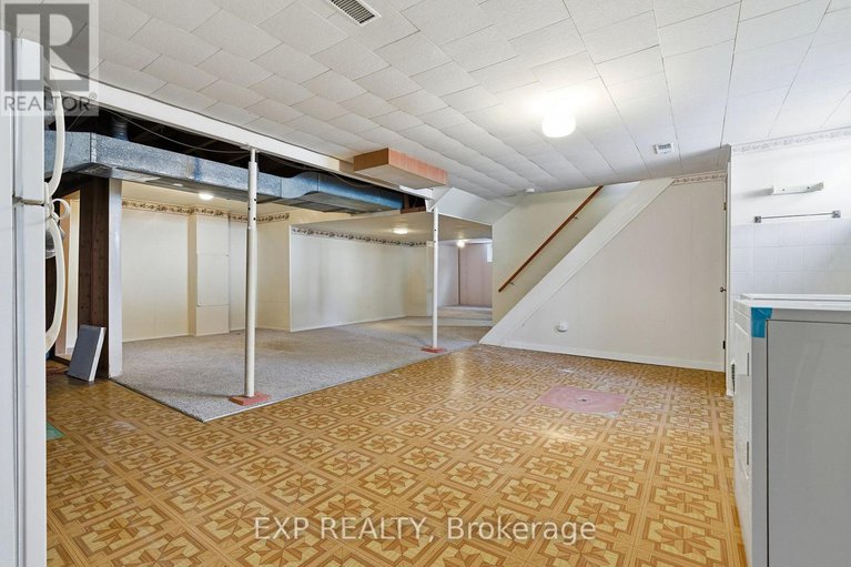 29326818/2243-miramichi-street/kenson-park/ottawa/ontario/K2C0Z1_23