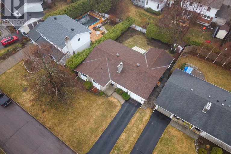 29622304/45-welkin-crescent/borden-farmstewart-farmcarleton-heightsparkwood-hills/ottawa/ontario/K2E5M4_33