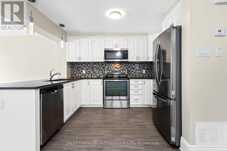 29454147/320-lipizzaner-street/stittsville-south/ottawa/ontario/K2S0X9_11
