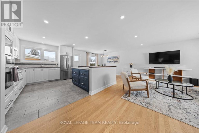 29297114/20-whitburn-crescent/crystal-beach/ottawa/ontario/K2H5K6_12