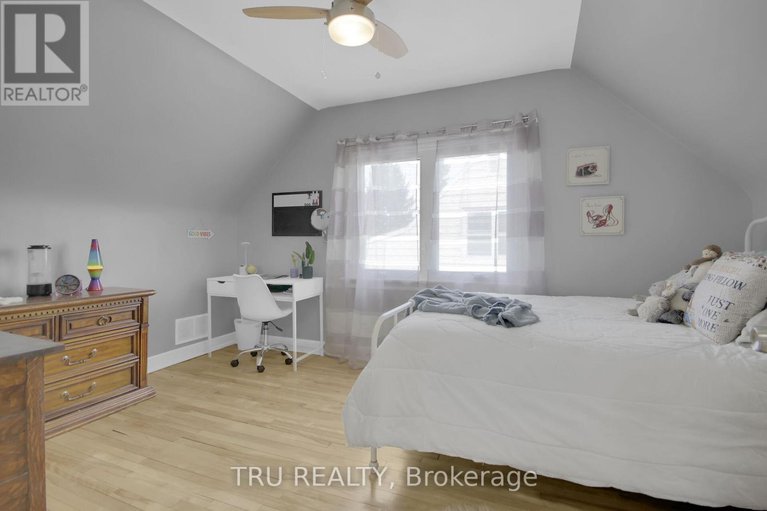 28250673/1311-laperriere-avenue/carlington/ottawa/ontario/K1Z7R9_29