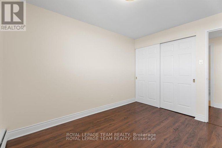 28809753/2004-415-greenview-avenue/britannia/ottawa/ontario/K2B8G5_13