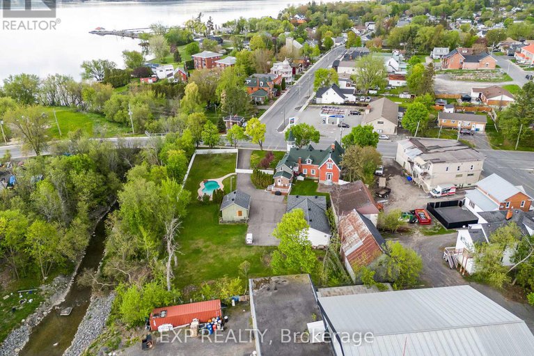 28327080/8-john-street/lorignal/champlain/ontario/K0B1K0_43
