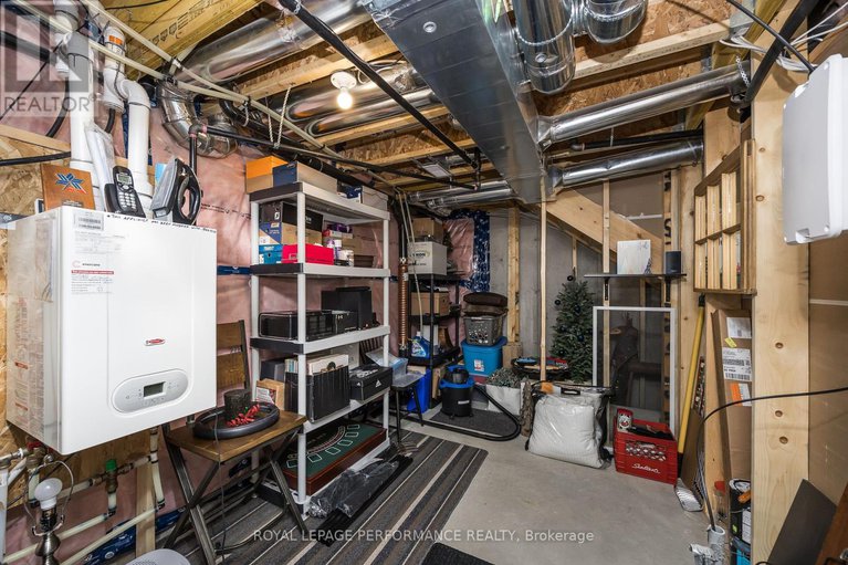 28700474/816-bascule-place/btwn-franktown-rd-fallowfield-rd/ottawa/ontario/K0A2Z0_43