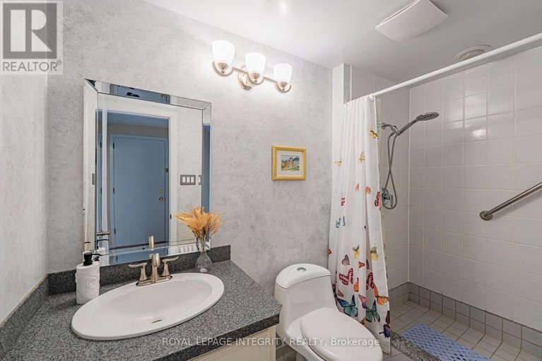 29456641/664-glenhurst-crescent/beacon-hill-north/ottawa/ontario/K1J7B7_29