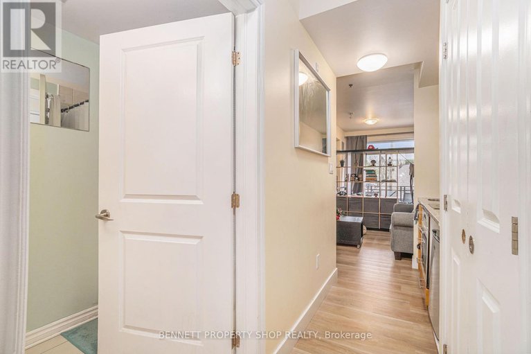 28339261/313-429-kent-street/ottawa-centre/ottawa/ontario/K2P1B5_10