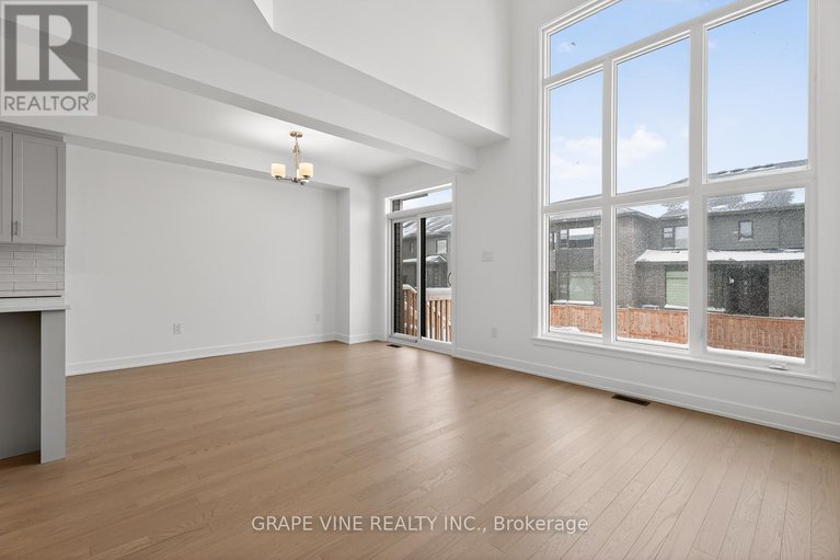 29267393/445-haresfield-court/riverside-southgloucester-glen/ottawa/ontario/K4M0B6_18