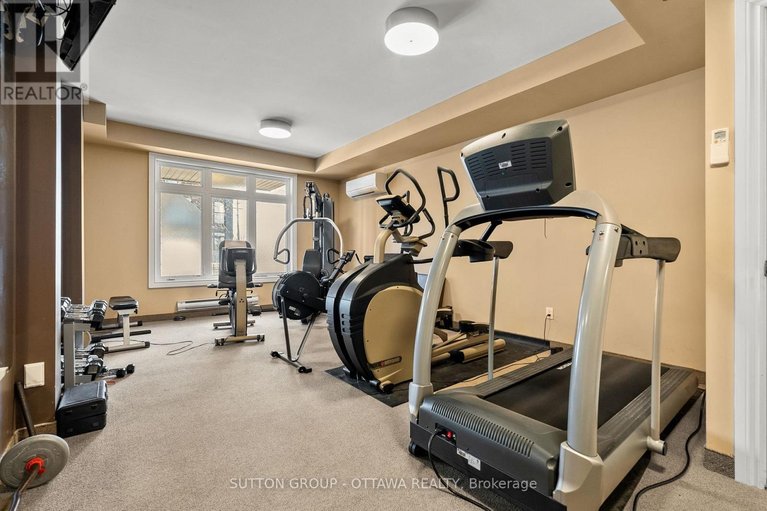 29458300/105-323-winona-avenue/westboro-south/ottawa/ontario/K1Z5H3_32