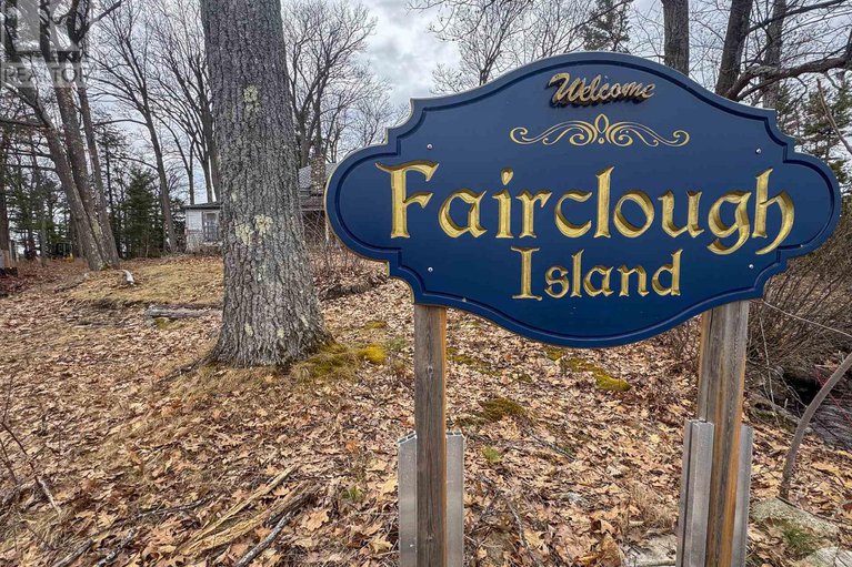28211239/101-fairclough-island/drummondnorth-elmsley-north-elmsley-twp/drummondnorth-elmsley/ontario/K7H3C7_45