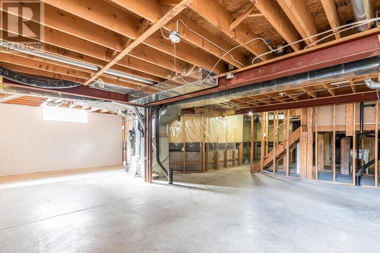 29081852/34-eliza-crescent/stittsville-south/ottawa/ontario/K2S2A3_31