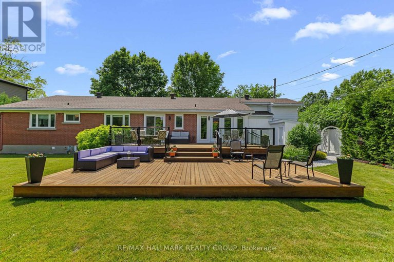 28537676/1883-barnhart-place/alta-vistafaircrest-heights/ottawa/ontario/K1H5B5_43