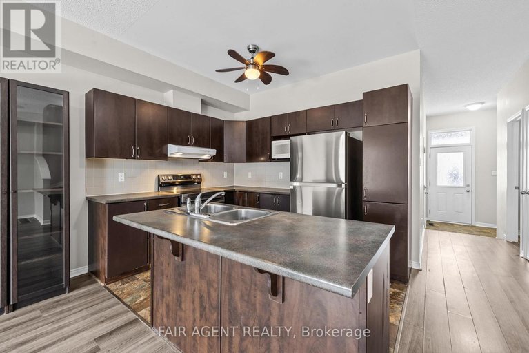 29495953/165-dahlia-street/town-of-rockland/clarence-rockland/ontario/K4K0G1_10