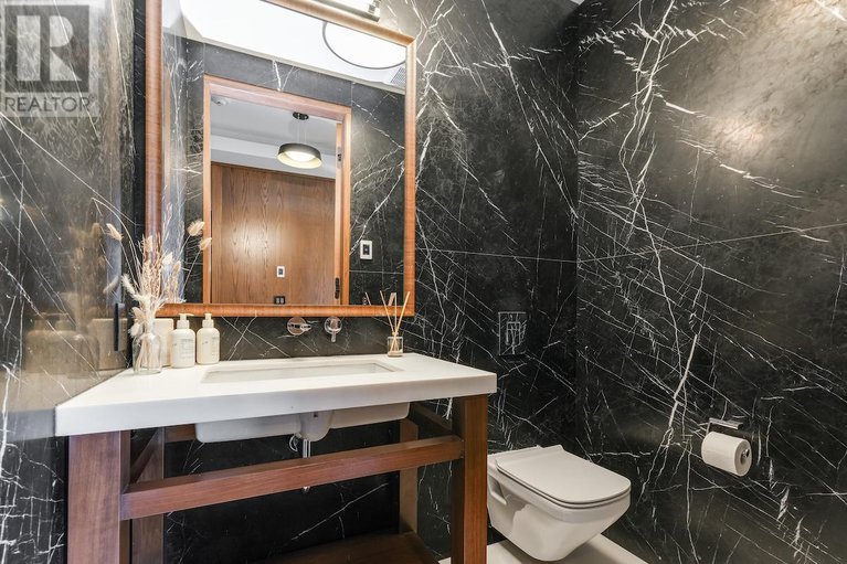 29280457/205-1-fifth-avenue/glebe/ottawa/ontario/K1S5W3_29