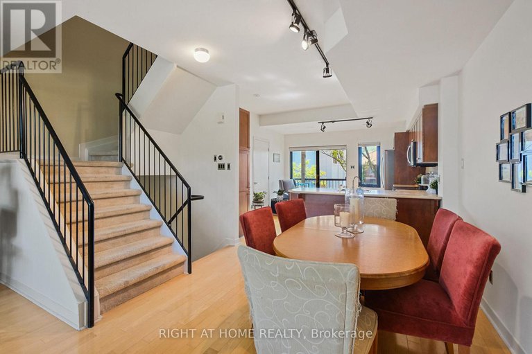 28407268/19-tuscan-private/west-centre-town/ottawa/ontario/K1R1C6_4