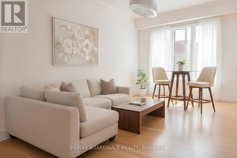 29678425/42-college-circle/castle-heights/ottawa/ontario/K1K4R8_9