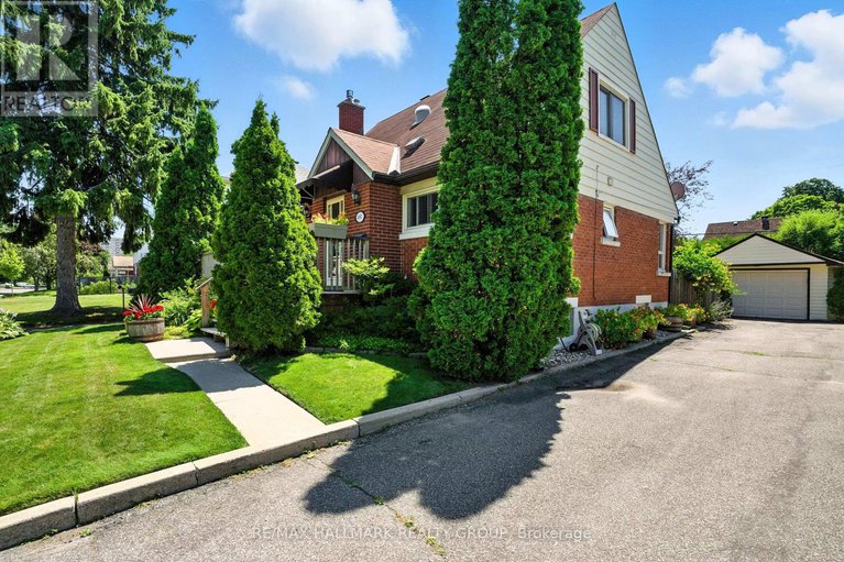 28649205/487-wolffdale-crescent/overbrookcastle-heights/ottawa/ontario/K1K1N6_3