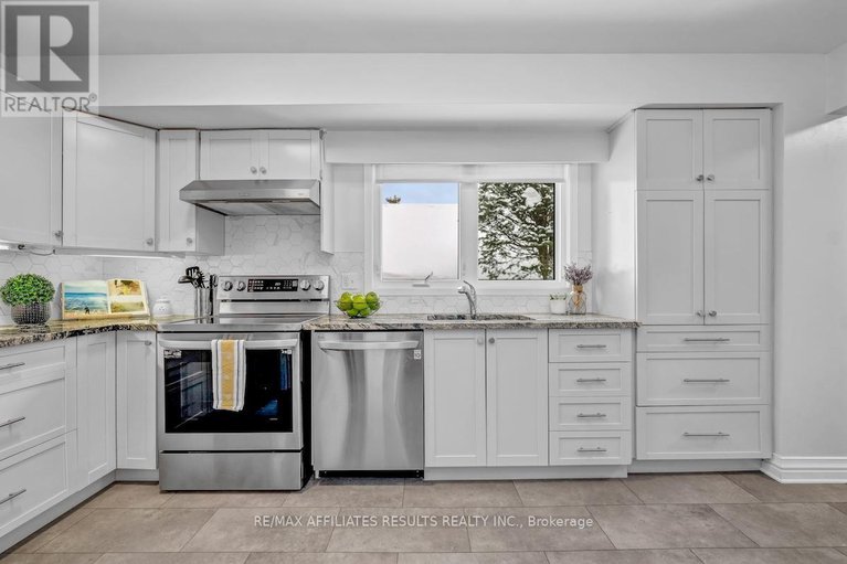 29356679/44-5-arbor-ridge/stittsville-central/ottawa/ontario/K2S1B9_17