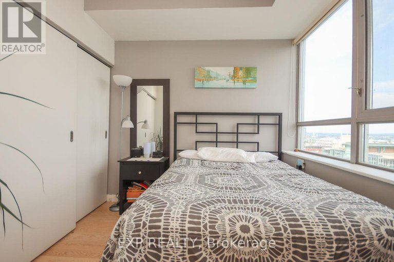 28475971/1709-179-george-street/lower-townbyward-market/ottawa/ontario/K1N1J8_18