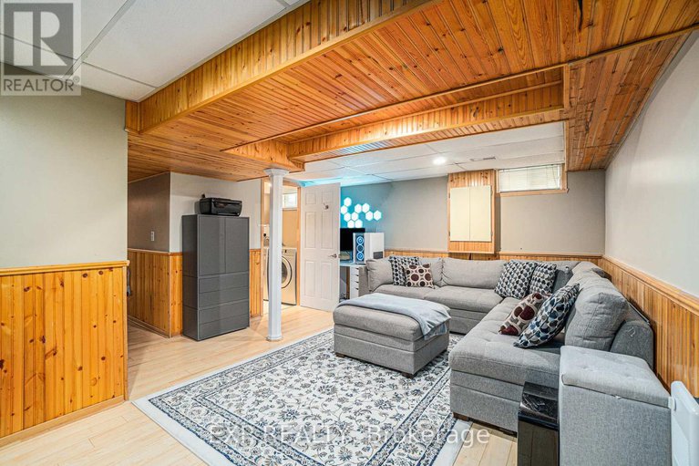 28430492/5-benlark-road/on-the-green/ottawa/ontario/K2J2L5_29