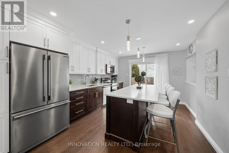 29591600/2056-wildflower-drive/queenswood-heights-south/ottawa/ontario/K1E3R3_10