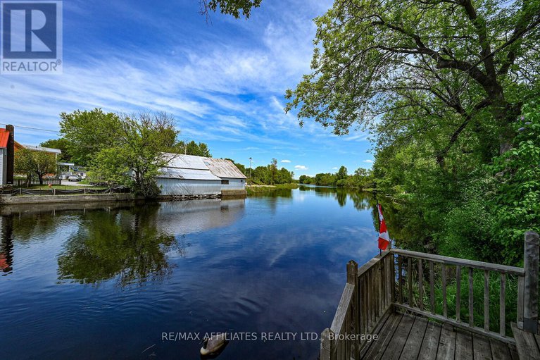 28432500/45-george-street/lanark-highlands-lanark-village/lanark-highlands/ontario/K0G1K0_42
