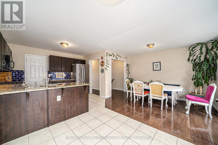 28760664/g-3721-riverbreeze-street/half-moon-bay/ottawa/ontario/K2J0T1_10