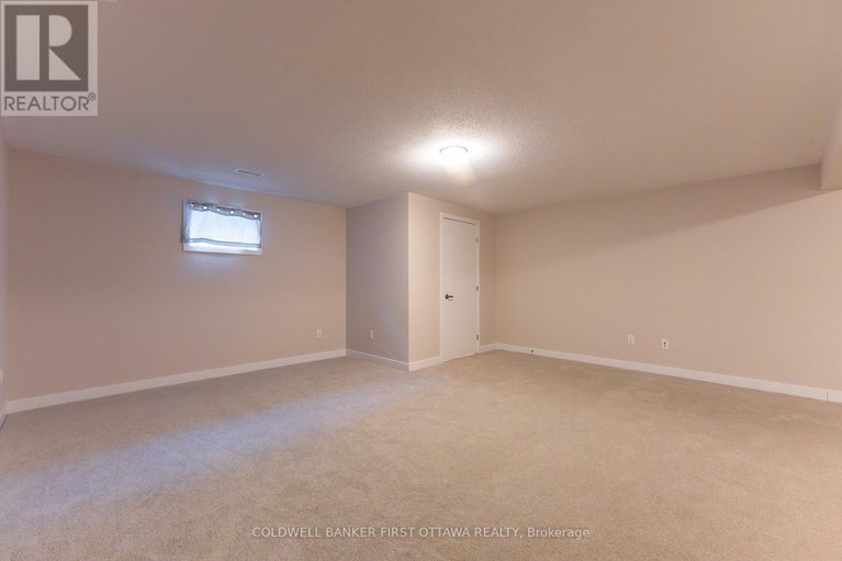 28161394/834-bascule-place/btwn-franktown-rd-fallowfield-rd/ottawa/ontario/K0A2Z0_29