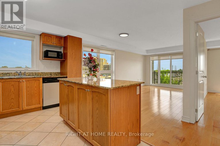 28433463/301-14-norice-street/meadowlandscrestview/ottawa/ontario/K2G2X4_17