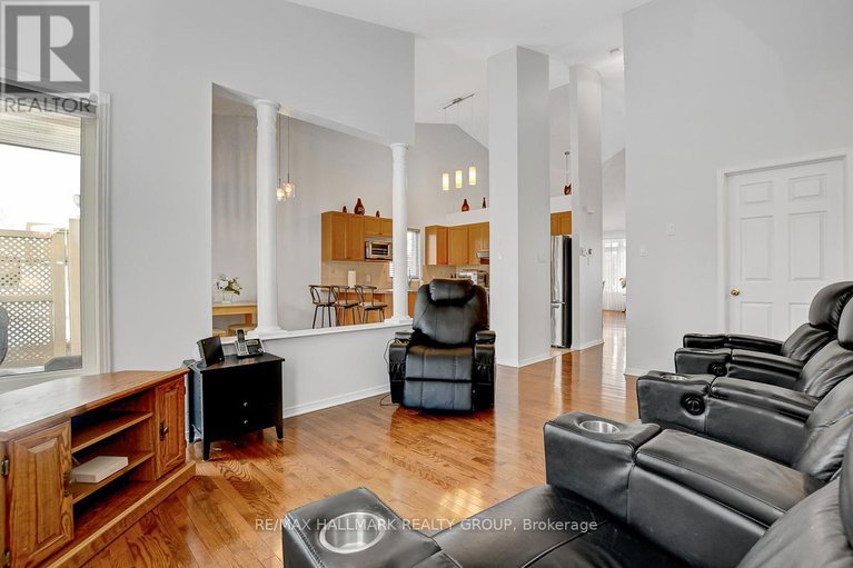 28826972/343-quartz-avenue/town-of-rockland/clarence-rockland/ontario/K4K0A2_20