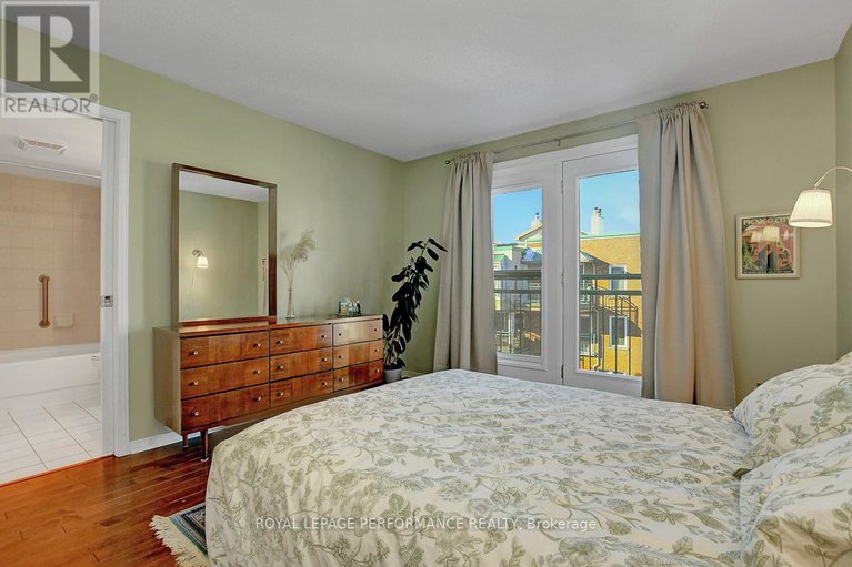 29401592/401d-1-columbus-avenue/overbrook/ottawa/ontario/K1K4L1_26