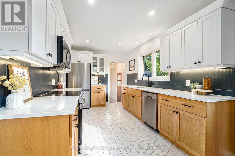 28970777/1317-ferguson-street/bel-air-heights/ottawa/ontario/K2C2K5_10
