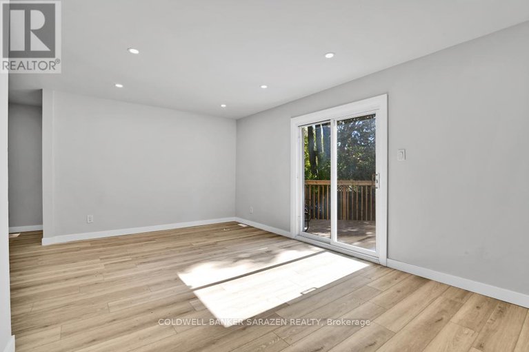 29151474/54-greenboro-crescent/hunt-club-parkgreenboro/ottawa/ontario/K1T1W5_23