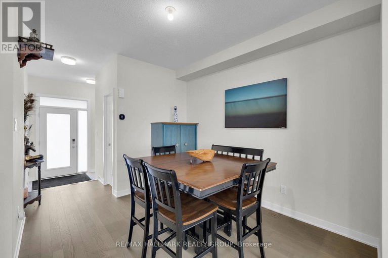 29156490/1076-curraglass-walk/stittsville-north/ottawa/ontario/K2S3A3_23