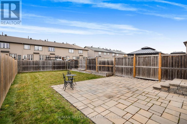 29084367/2210-descartes-street/notting-hillsummerside/ottawa/ontario/K4A0W4_22