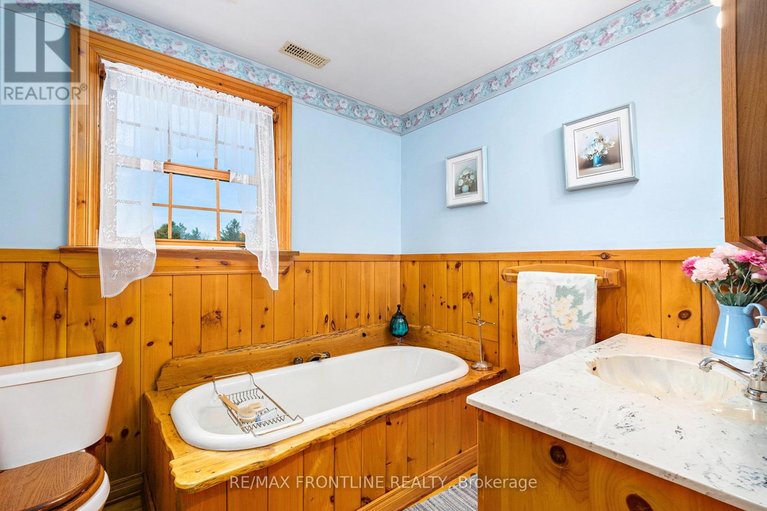 29618893/510-port-elmsley-road/drummondnorth-elmsley-north-elmsley-twp/drummondnorth-elmsley/ontario/K7H3C7_24