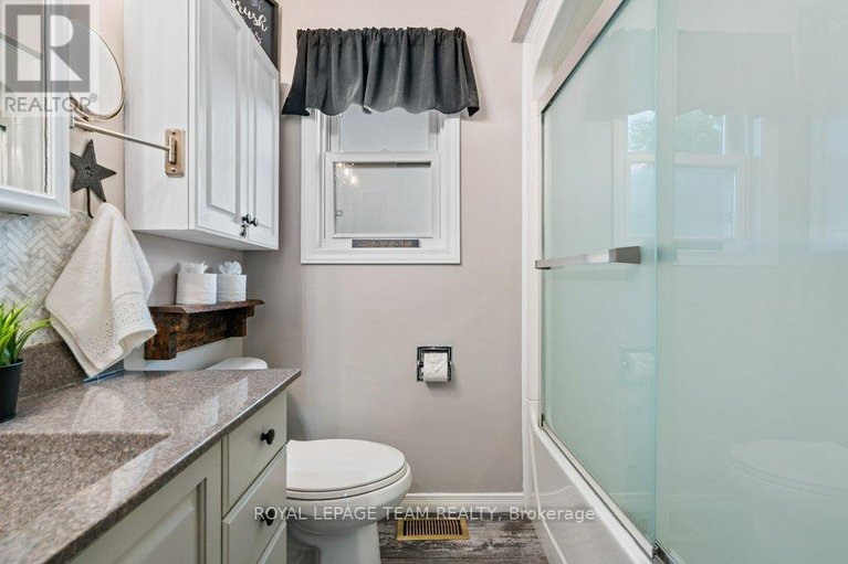 28525897/5466-county-8-road/south-dundas-williamsburgh-twp/south-dundas/ontario/K0C1X0_22