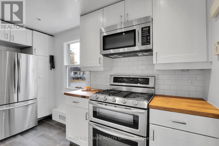 29565294/105-queen-mary-street/overbrookcastle-heights/ottawa/ontario/K1K1X4_19