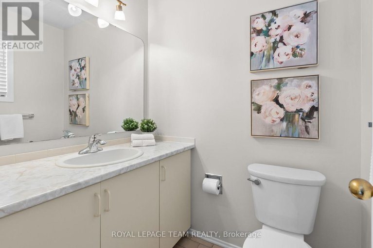 28918556/24-hyannis-avenue/cedargrovefraserdale/ottawa/ontario/K2J2W8_22