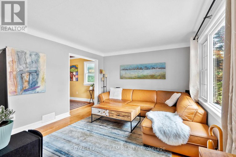 29301931/421-greenwood-avenue/laurentianview/ottawa/ontario/K2A0X5_6