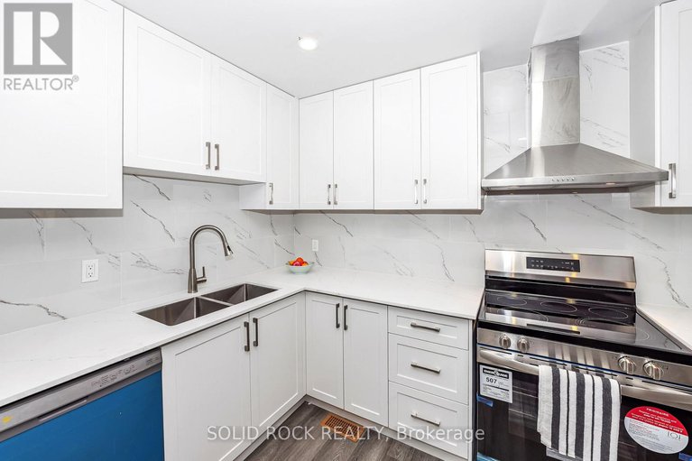28622549/348-monica-crescent/bilberry-creekqueenswood-heights/ottawa/ontario/K1E3N5_13