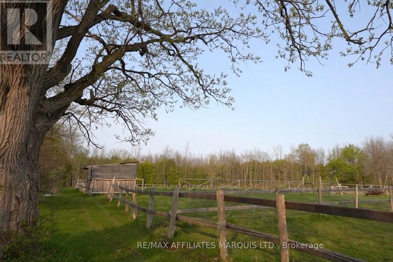 29555940/5083-aultsville-road/south-stormont-osnabruck-twp/south-stormont/ontario/K0C1M0_44