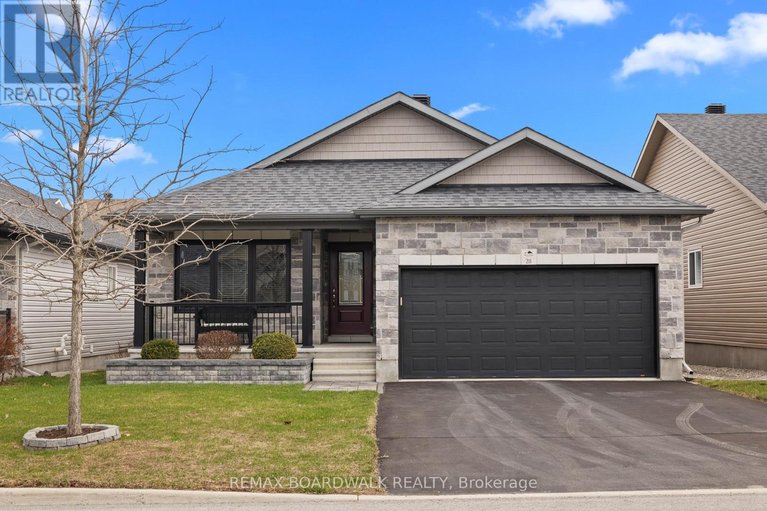 29641408/211-mckenny-street/mississippi-mills-ramsay-twp/mississippi-mills/ontario/K0A1A0_1