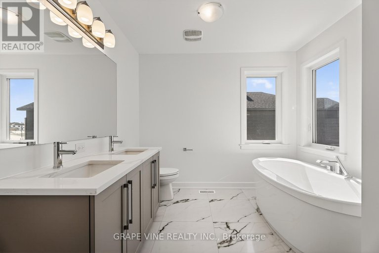 29432307/543-tahoe-heights/leitrim/ottawa/ontario/K1T0W1_24