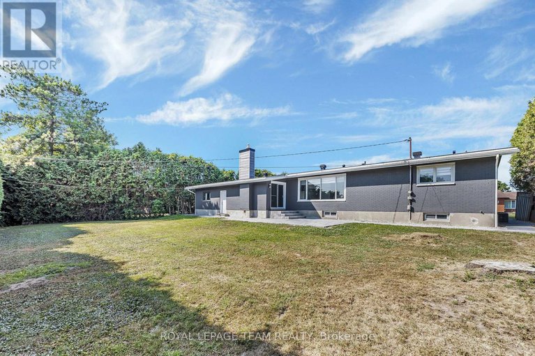 29103093/12-largo-crescent/meadowlandscrestview/ottawa/ontario/K2G3C7_43