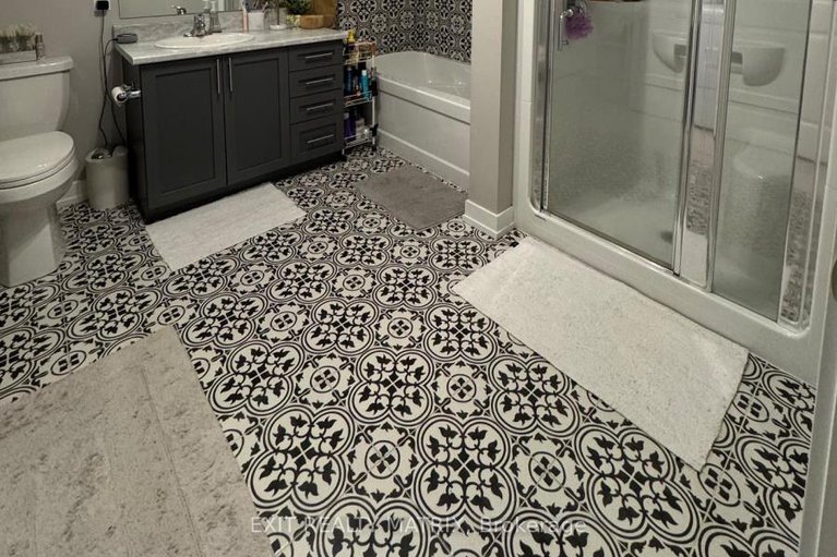 29305104/9-83-st-moritz-terrace/embrun/russell/ontario/K0A1W0_6