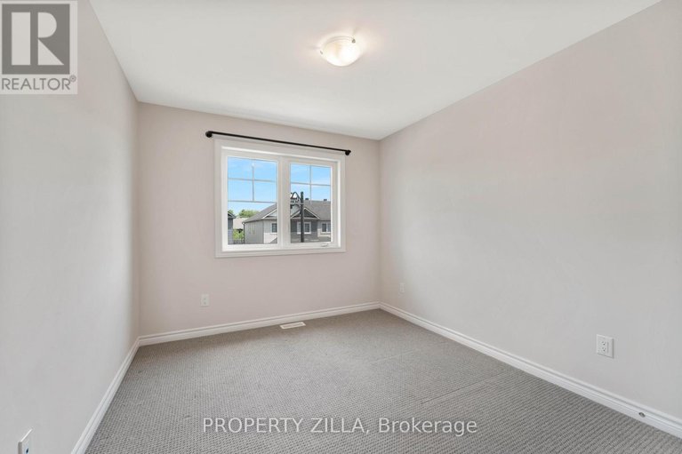 29466486/517-enclave-lane/town-of-rockland/clarence-rockland/ontario/K4K1T2_15