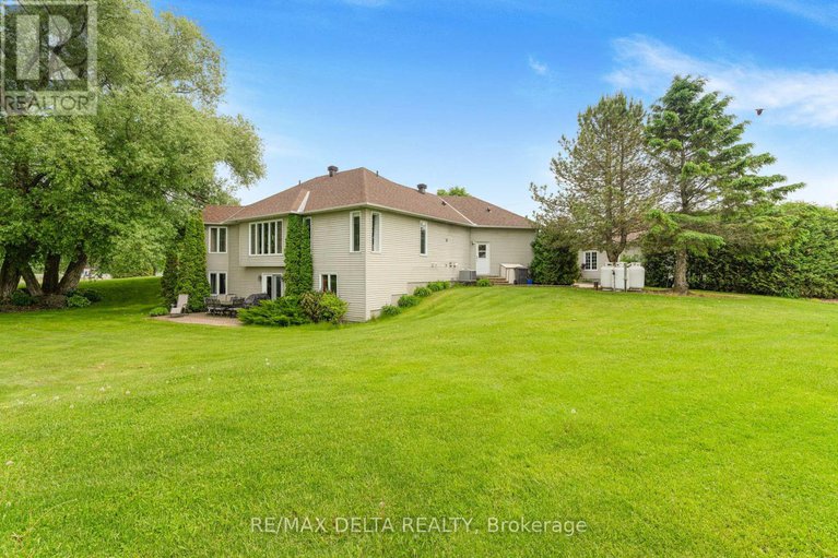 28438400/1819-baseline-road/clarencerockland-twp/clarence-rockland/ontario/K0A1N0_6